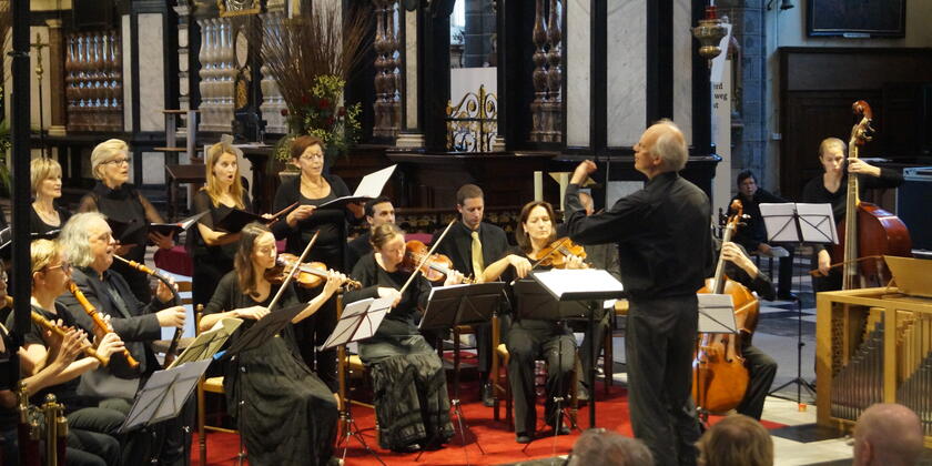 Cydonia Barocca Festival, Concert met koor, strijkers en dirigent in Sint-Jacobskerk