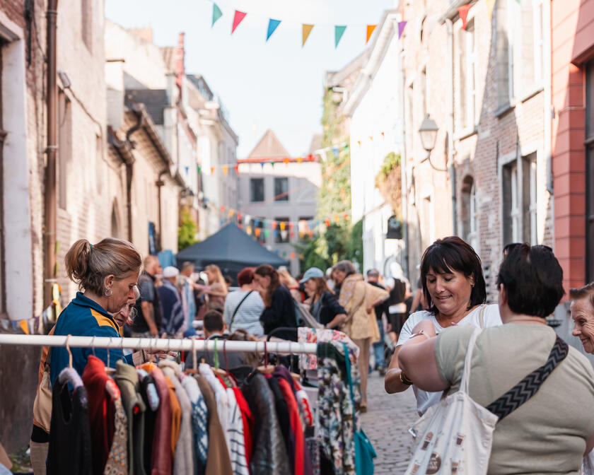 Rommelmarkt in het Patershol