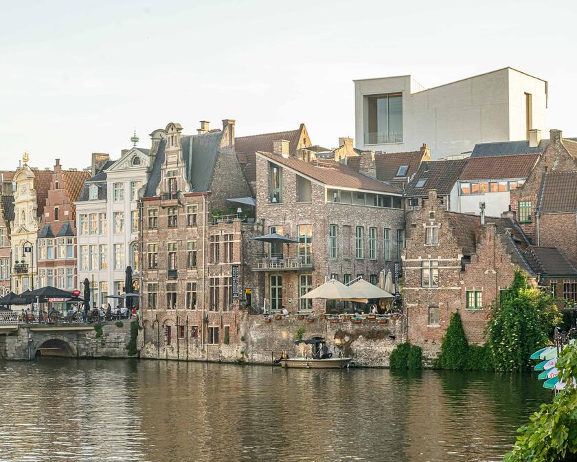 Nieuwe vleugel van het Design Museum Gent