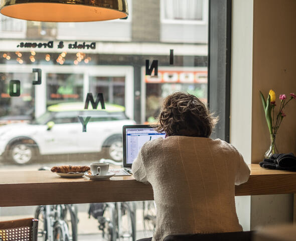 Clouds in my Coffee Gent