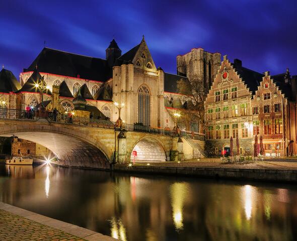 Hostel Uppelink Gent