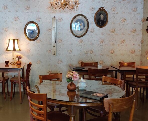 Interior del restaurante Aunt Paula