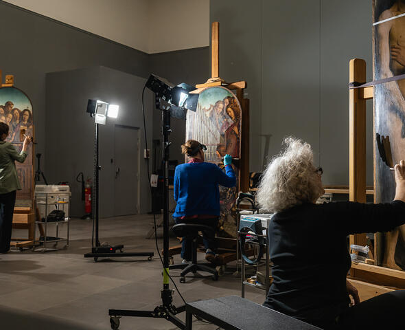 L'atelier de restauration au MSK lors de la troisième phase de restauration du retable de l'Agneau Mystique