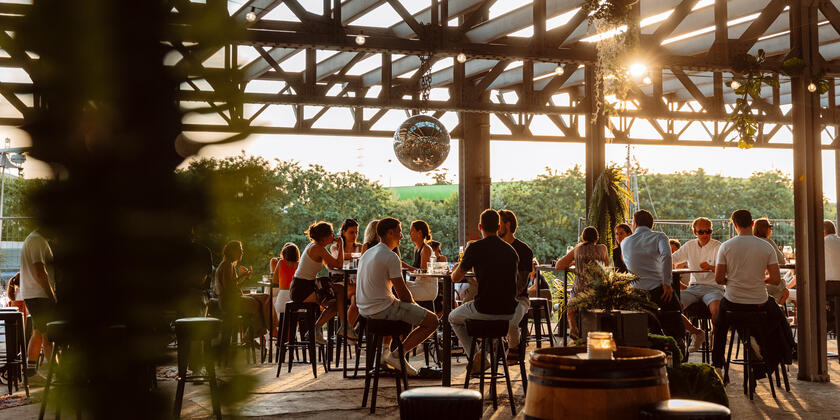 Zomerbar aan de Muide