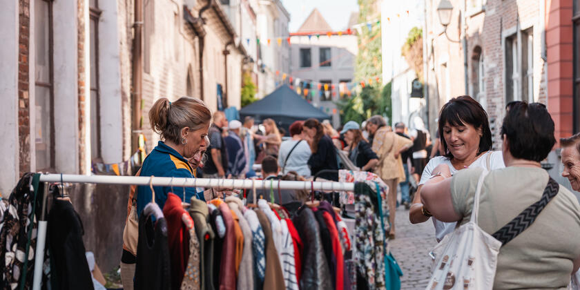 Rommelmarkt in het Patershol