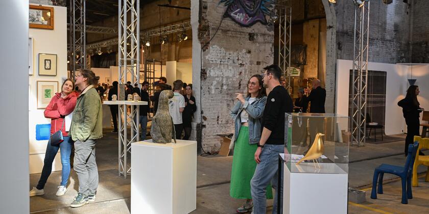 expo van design in industriële hal