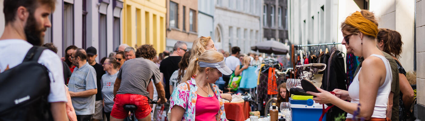 Flea market in the Prinsenhof