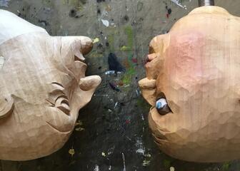 handgemaakte poppen, 2 houten hoofden
