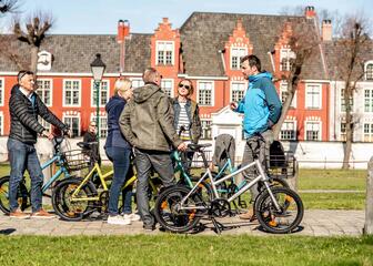 Cyclists in the beguinage in Ghent