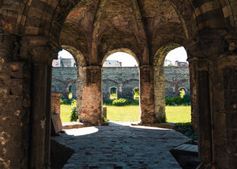 Die Ruinen der St.-Bavo-Abtei