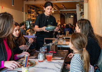 Tiany Kiriloff and her daughters enjoy a delicious brunch in Ghent