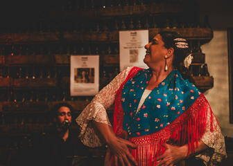 optreden van een flamenco danseres in café Trefpunt