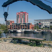 oevers van de rivier in de oude haven