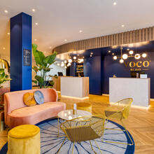 Receptie met zetels in hotel voco Gent